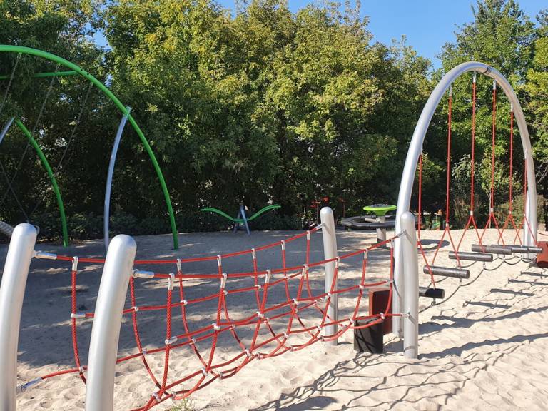 Смуга перешкод Дніпро фото