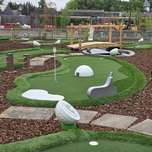 Adventure Golf фото
